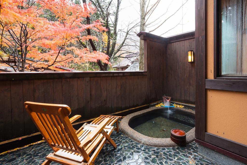 Hotel Mikunitoge Onsen Oyado Honjin Yuzawa  Exterior foto
