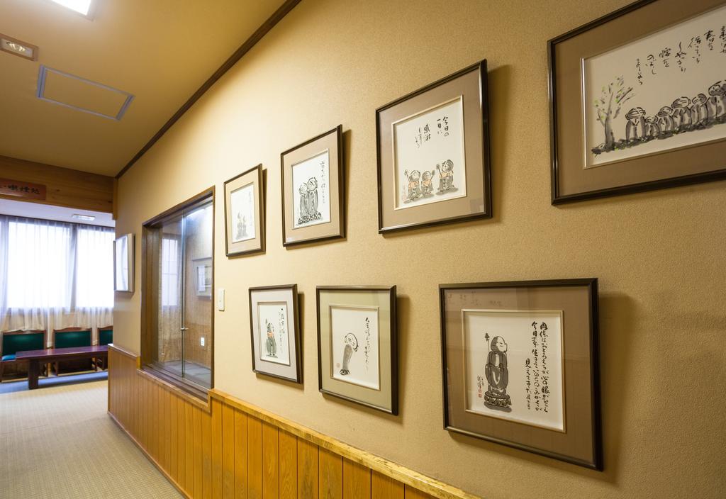 Hotel Mikunitoge Onsen Oyado Honjin Yuzawa  Exterior foto